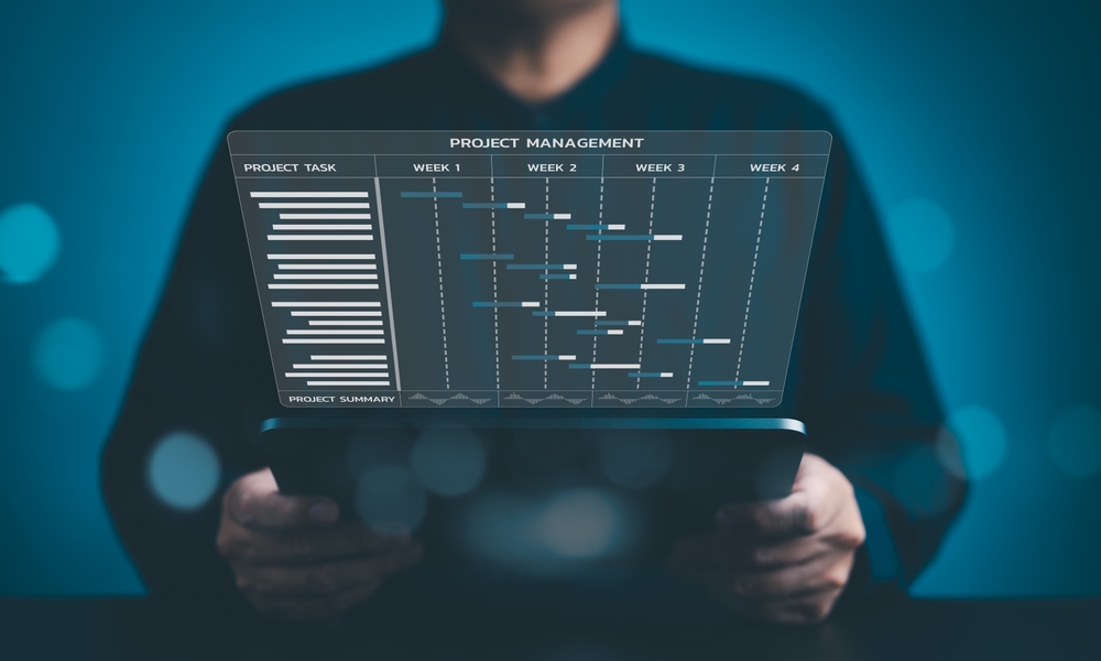 construction project management vs real estate