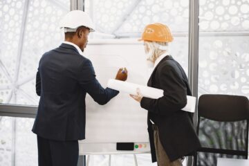 construction planning and scheduling software comparison used by project manager on site