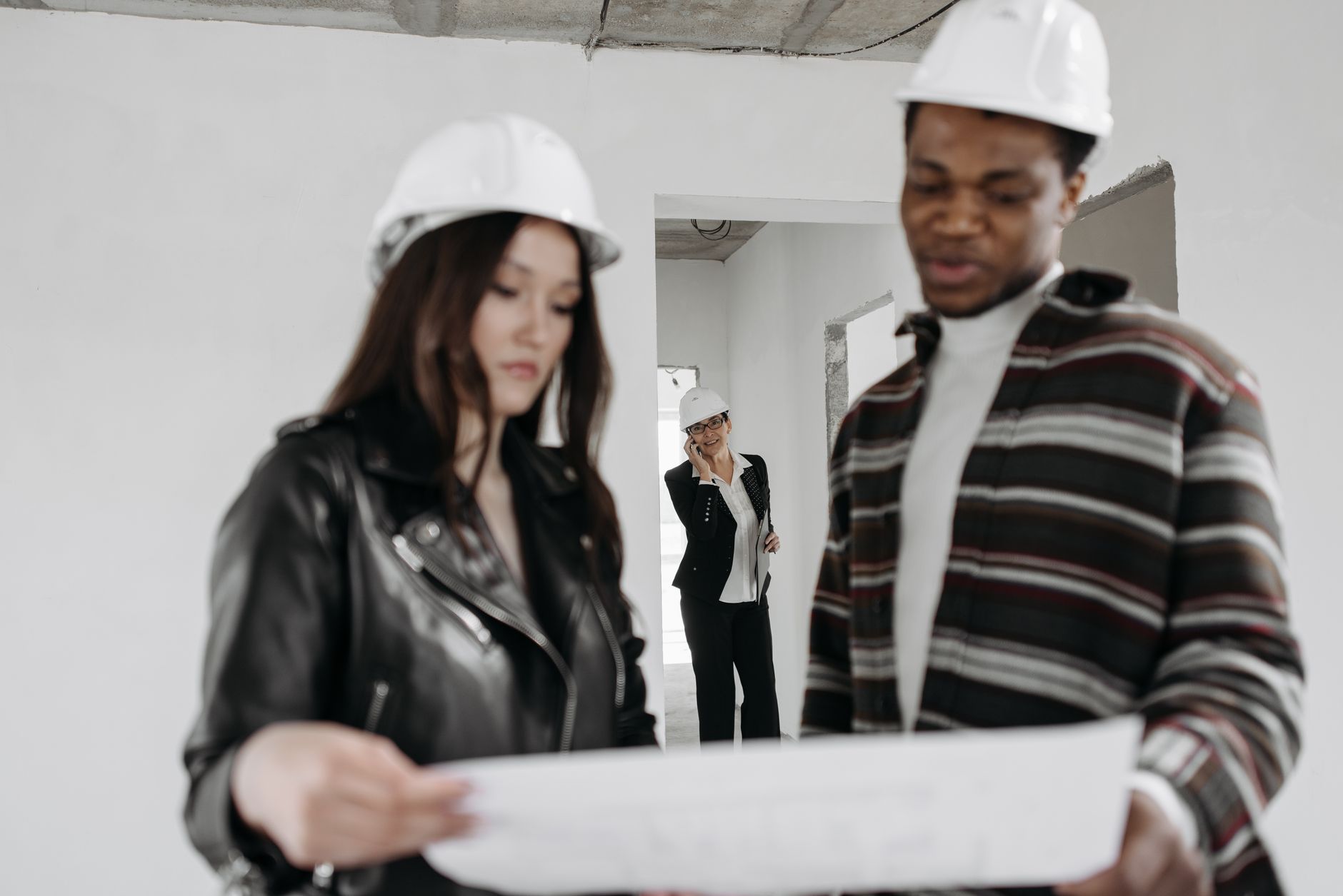 Construction Procurement support for commercial construction project planning and site coordination