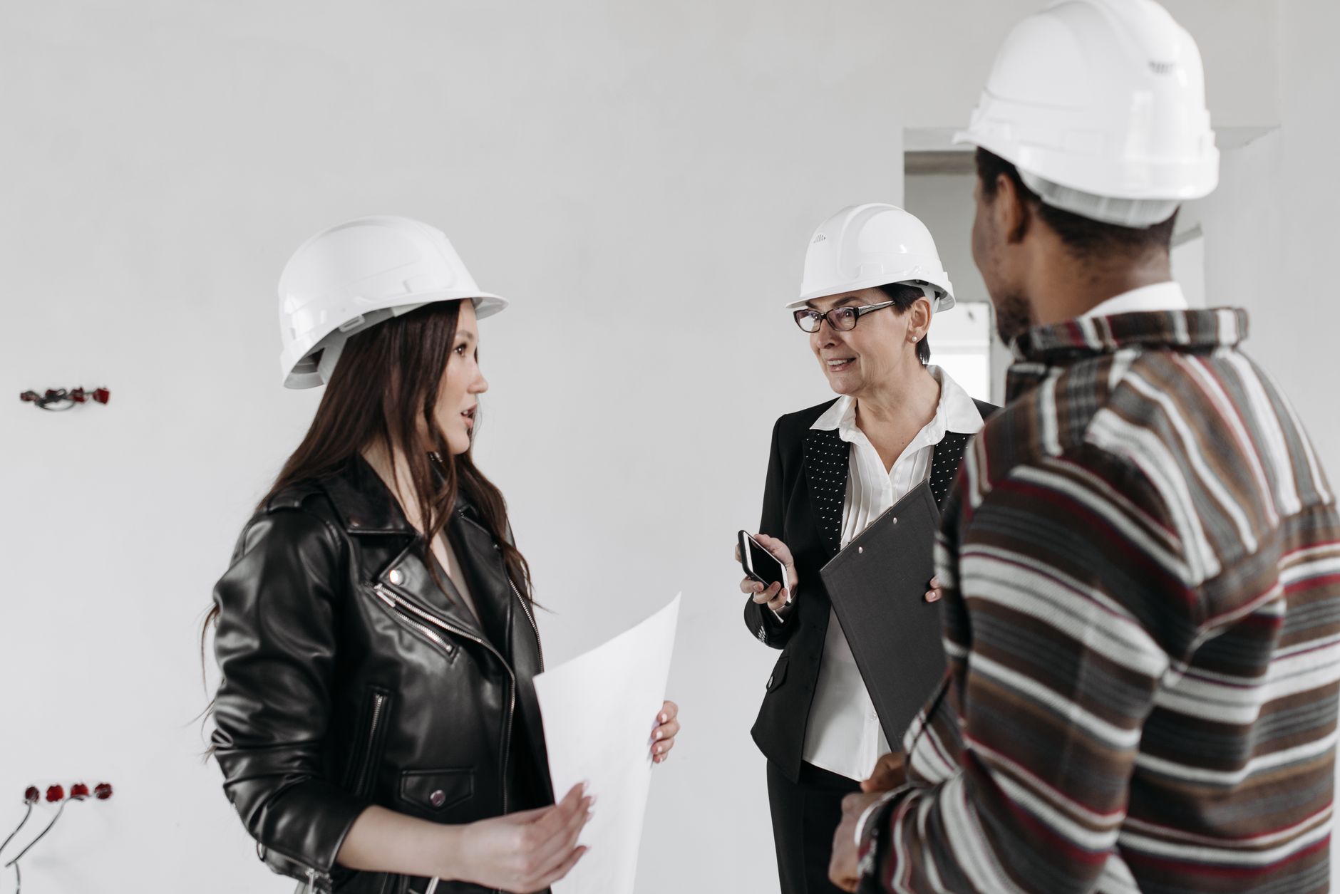 Construction Procurement support for commercial construction project planning and site coordination