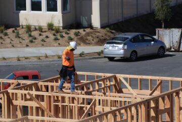 Construction Project Management support for commercial construction project planning and site coordination