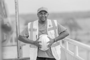 Construction project management enhancing construction productivity on site