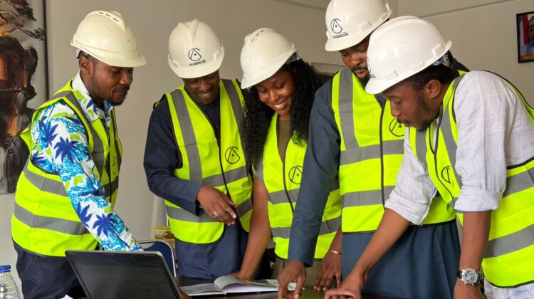 Cost Management support for commercial construction project planning and site coordination