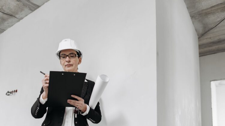 Cost Management support for commercial construction project planning and site coordination