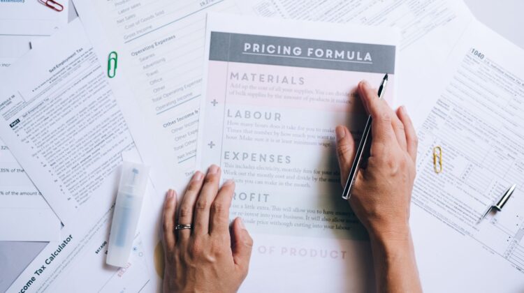 Cost Management support for commercial construction project planning and site coordination