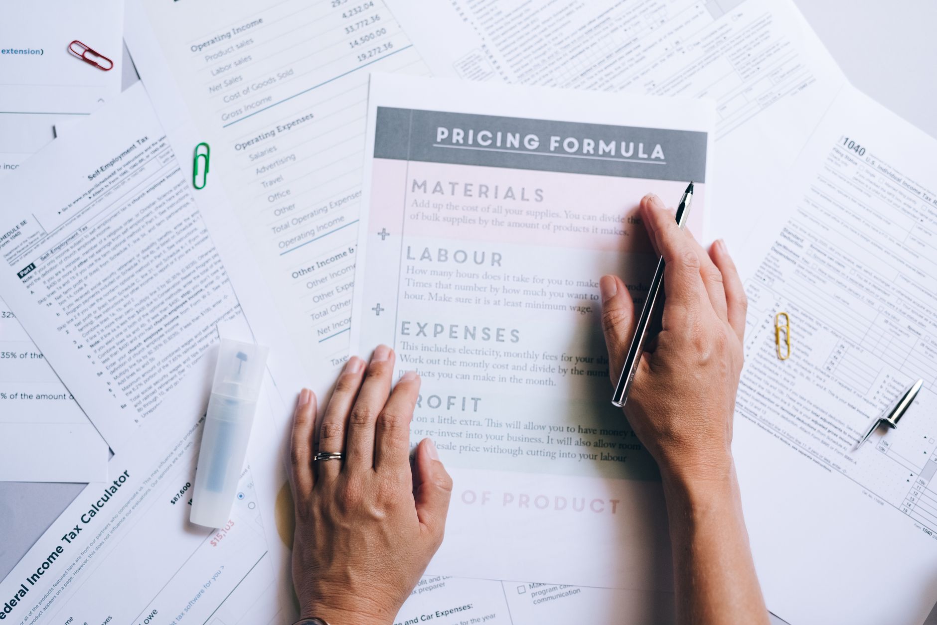 Cost Management support for commercial construction project planning and site coordination