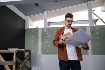 Cost Management support for commercial construction project planning and site coordination