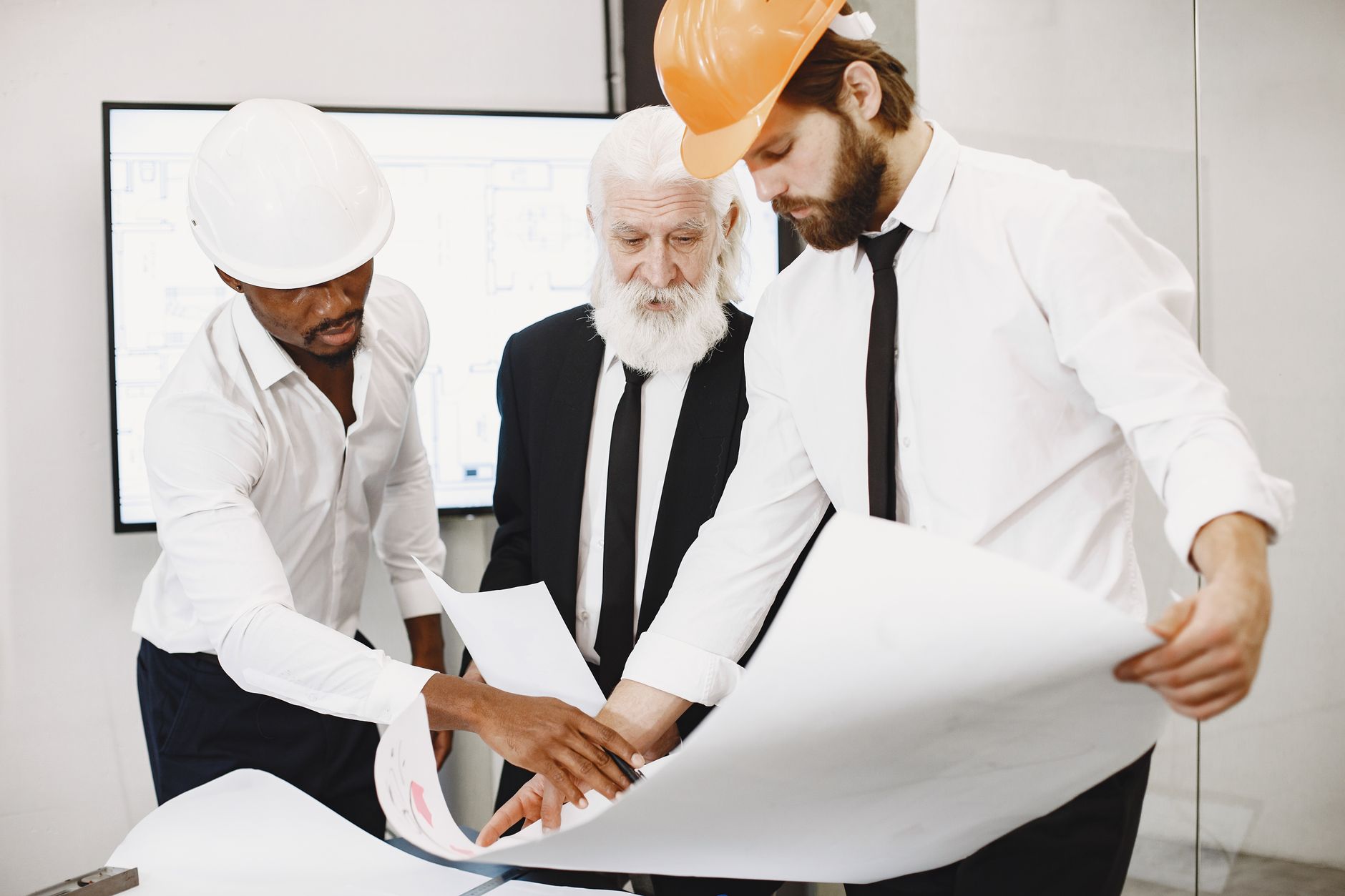 Cost Management support for commercial construction project planning and site coordination