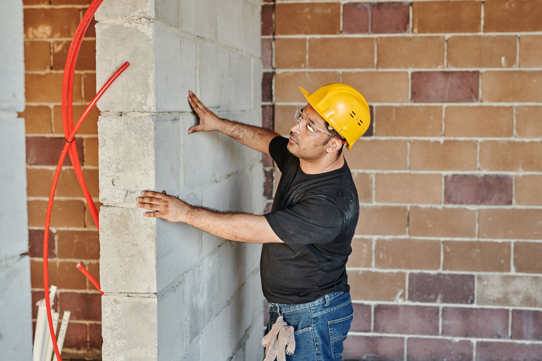 Construction Management support for commercial construction project planning and site coordination