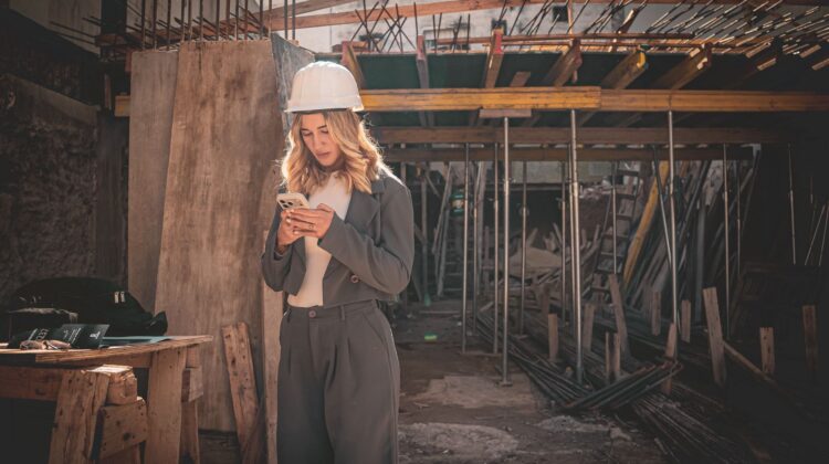 Construction Project Management support for commercial construction project planning and site coordination