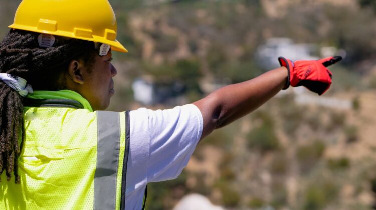 Construction Project Management support for commercial construction project planning and site coordination