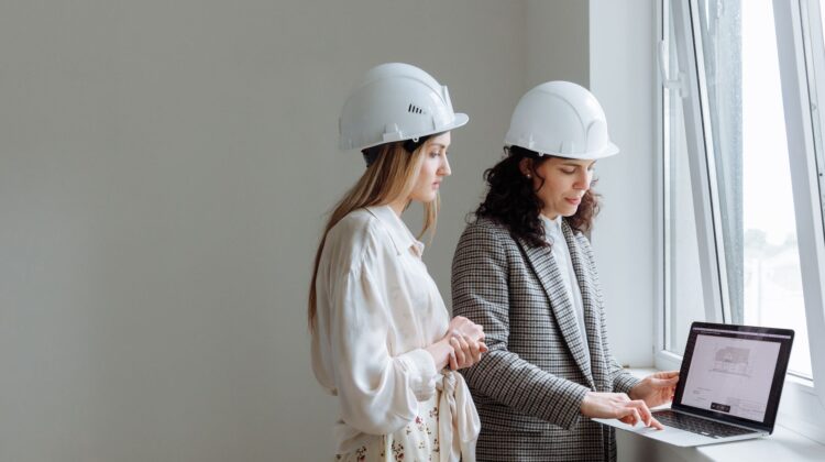 Construction Project Management support for commercial construction project planning and site coordination