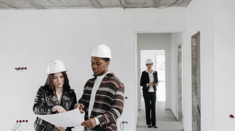 Construction Project Management support for commercial construction project planning and site coordination