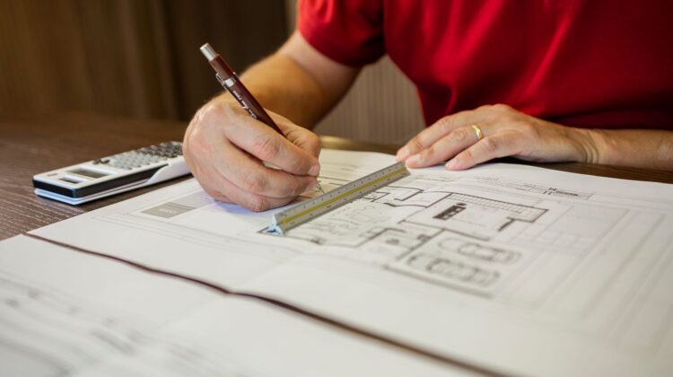 Cost Management support for commercial construction project planning and site coordination
