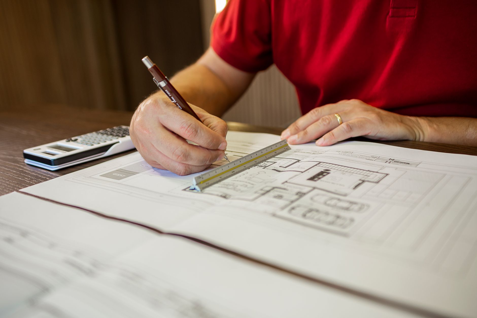Cost Management support for commercial construction project planning and site coordination