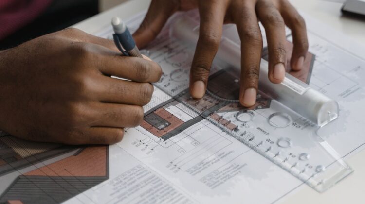Cost Management support for commercial construction project planning and site coordination