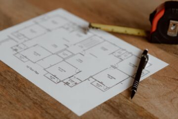 Cost Management support for commercial construction project planning and site coordination