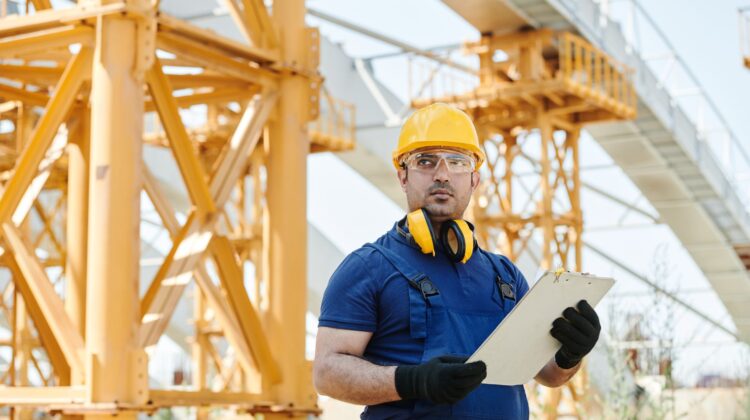 Cost Management support for commercial construction project planning and site coordination