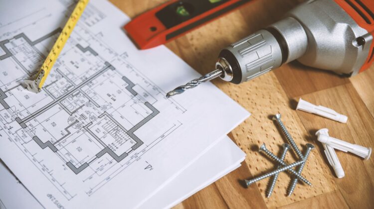Cost Management support for commercial construction project planning and site coordination