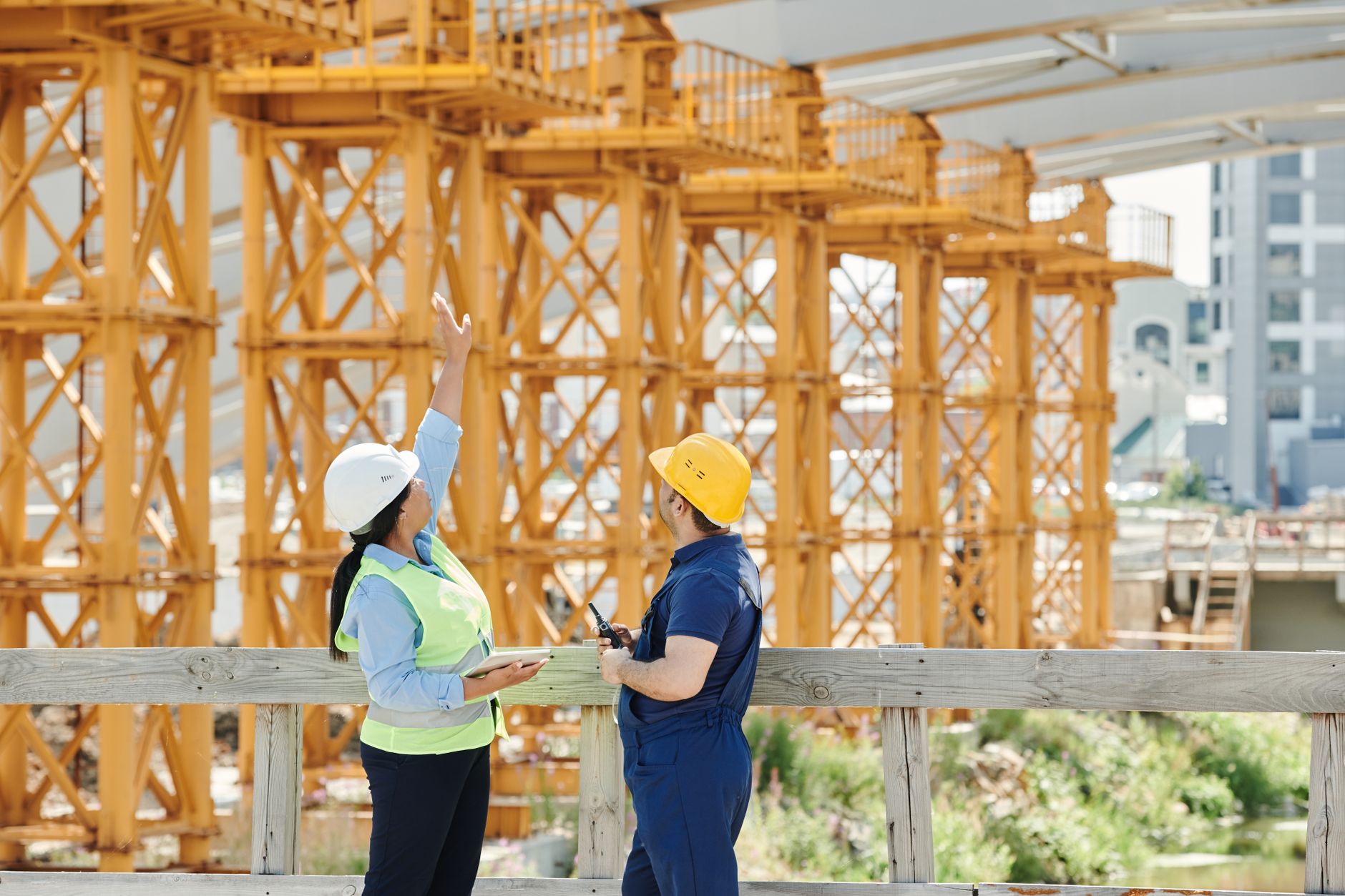 Cost Management support for commercial construction project planning and site coordination
