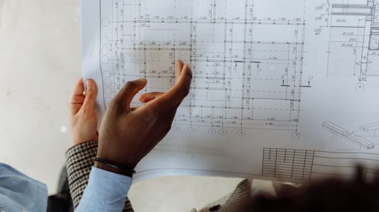 Cost Management support for commercial construction project planning and site coordination