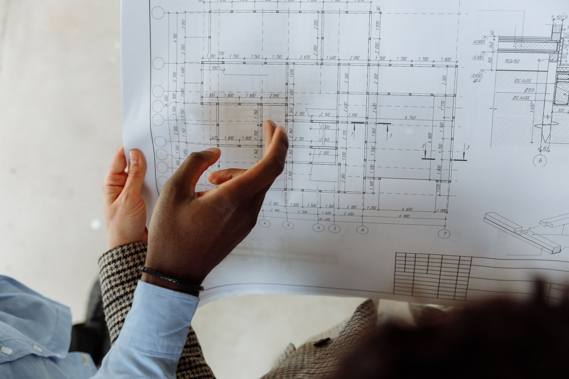 Cost Management support for commercial construction project planning and site coordination