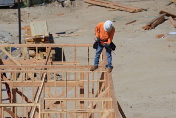 Project Delivery support for commercial construction project planning and site coordination