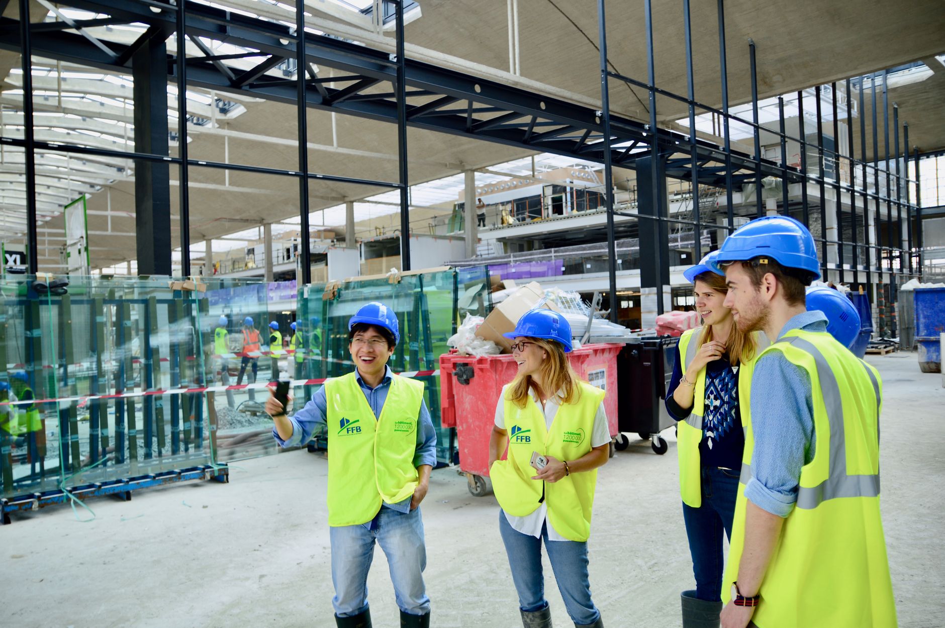 Cost Management support for commercial construction project planning and site coordination