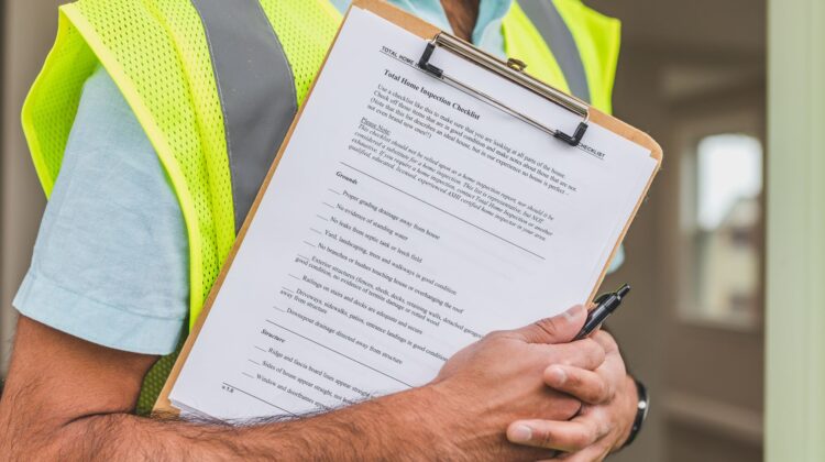 Cost Management support for commercial construction project planning and site coordination