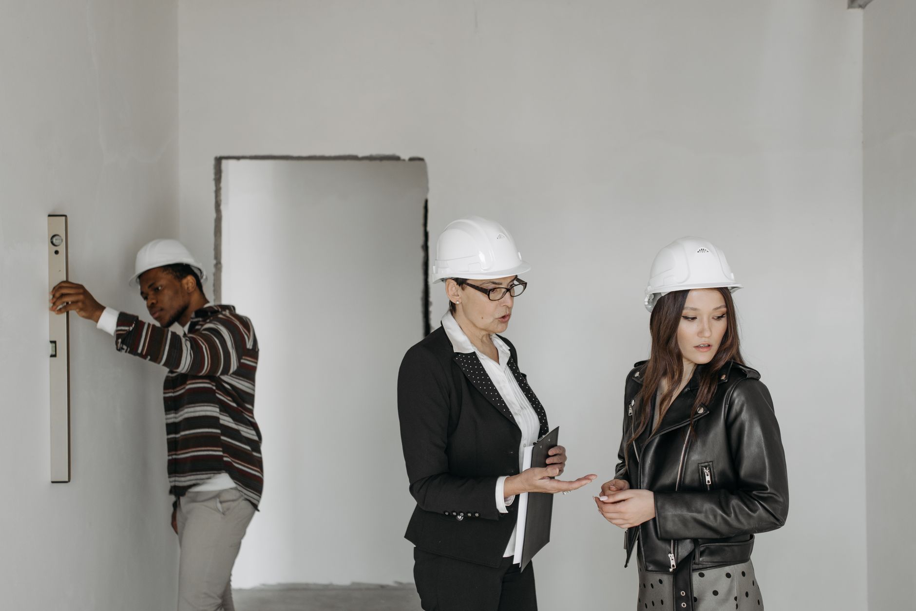 Cost Management support for commercial construction project planning and site coordination