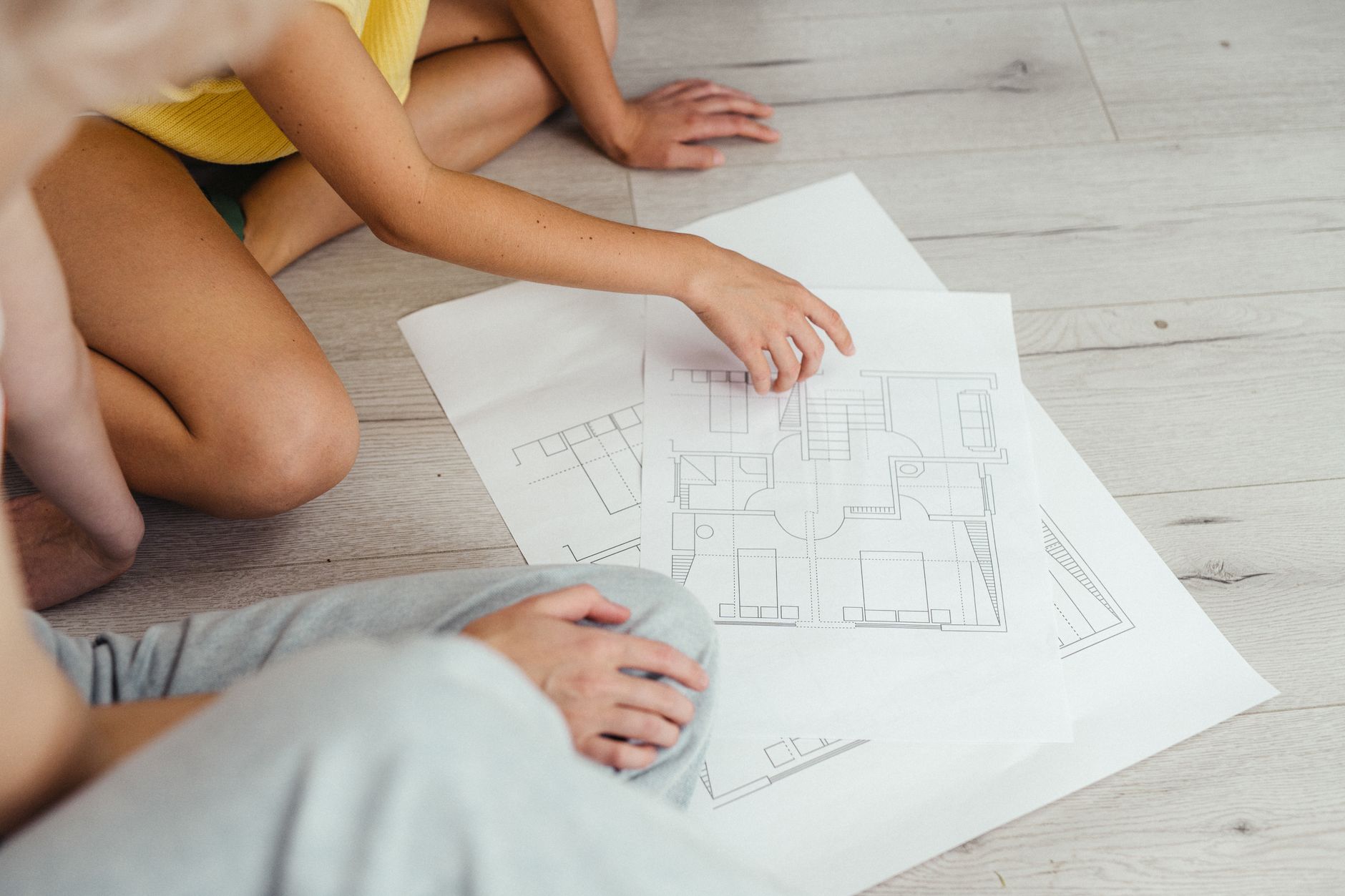 Project scheduling for corporate office fitout timeline management